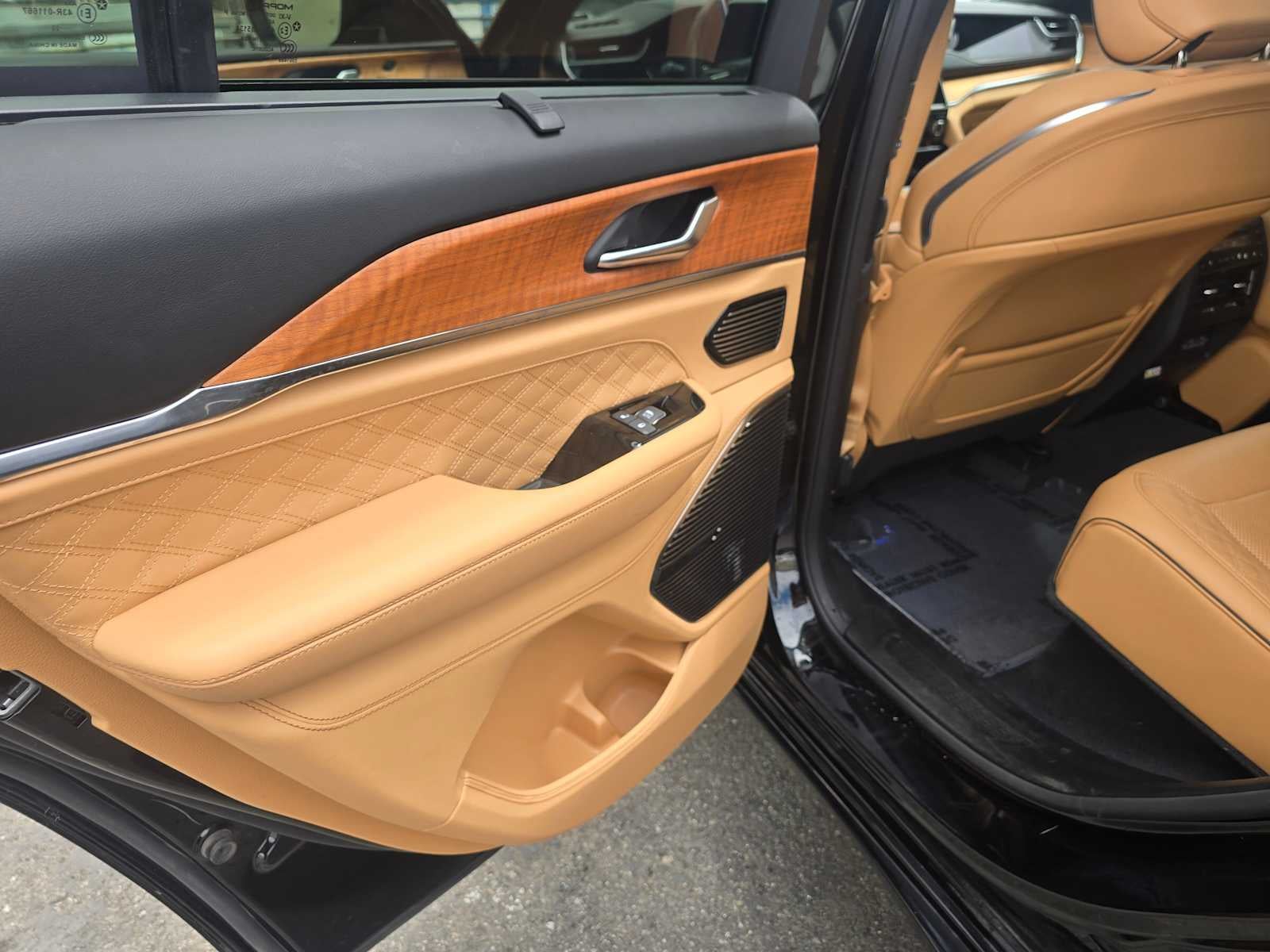 2022 Jeep Grand Cherokee 4xe Summit Reserve