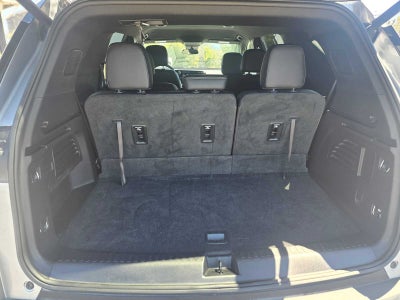 2025 Chevrolet Traverse FWD LT