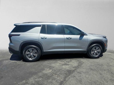 2025 Chevrolet Traverse FWD LT