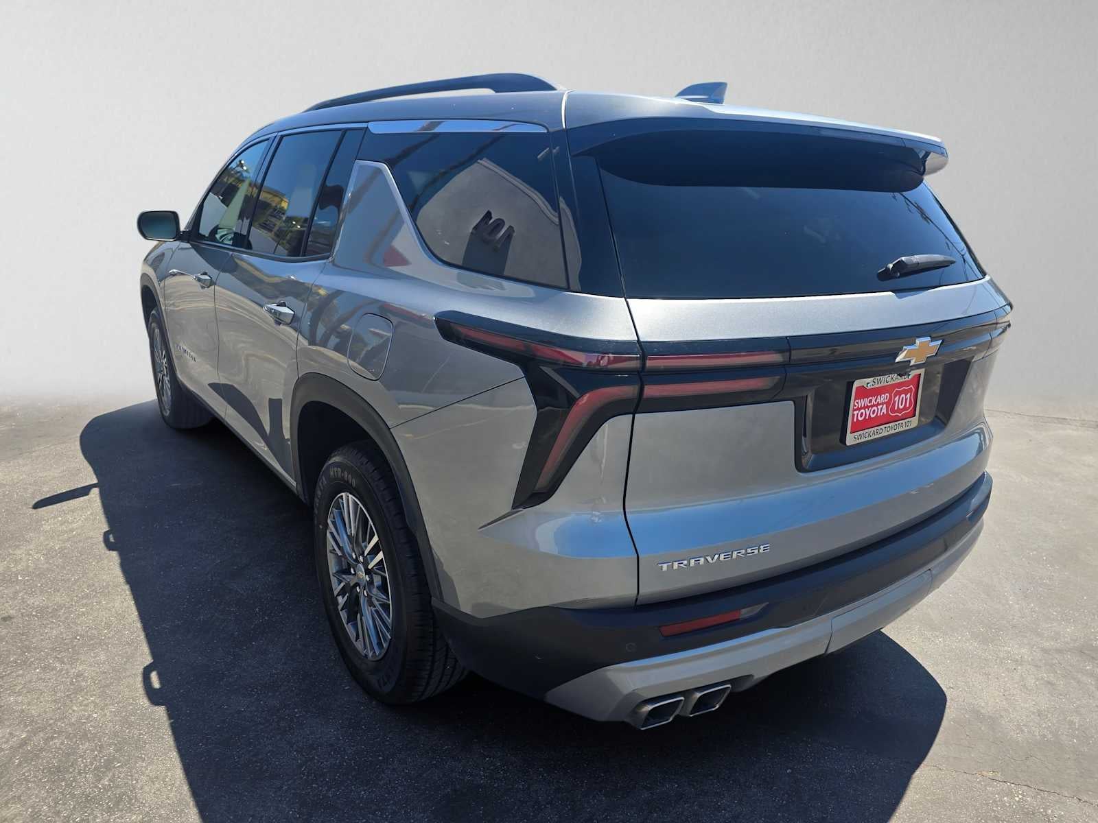 2025 Chevrolet Traverse FWD LT