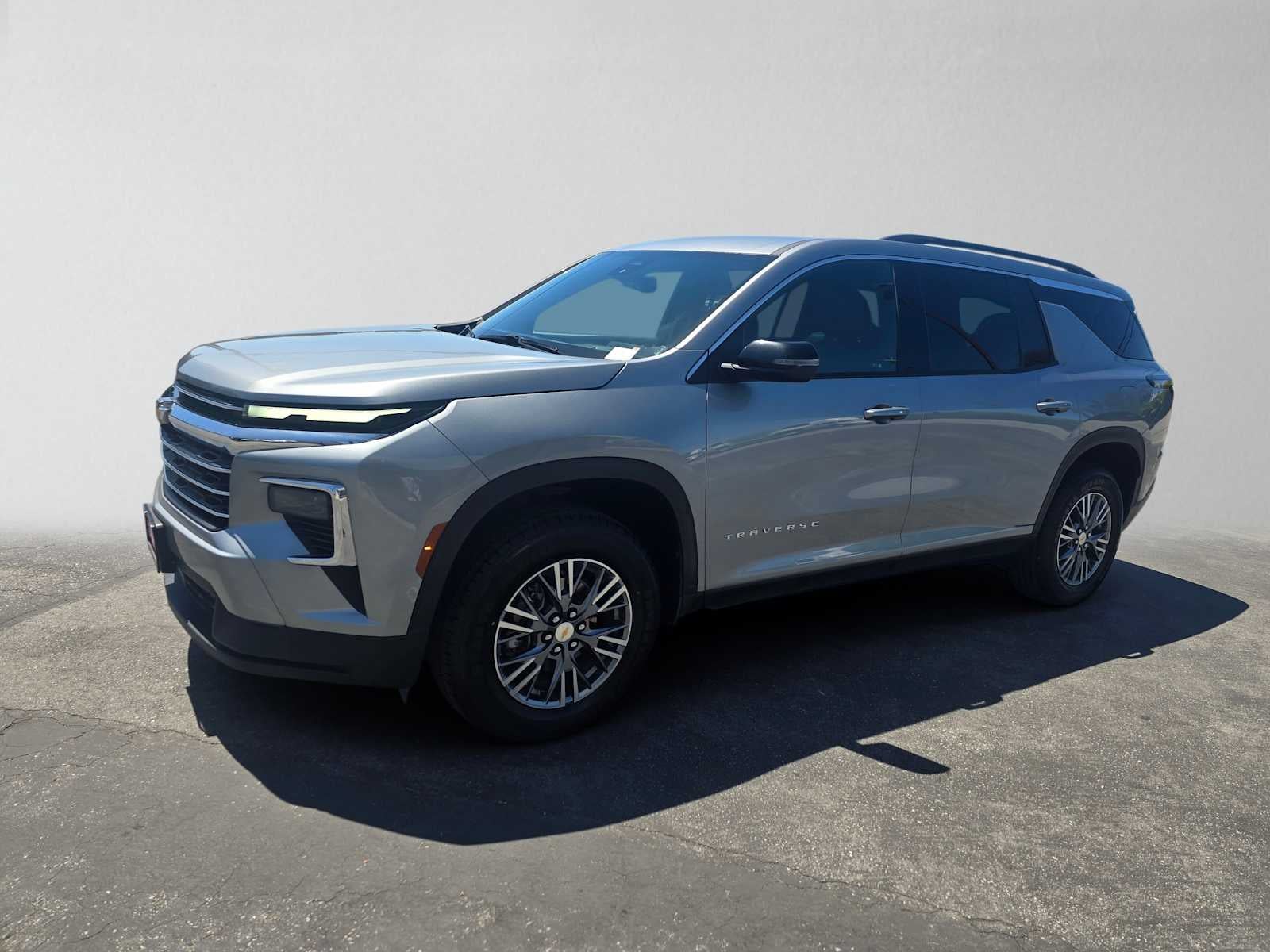 2025 Chevrolet Traverse FWD LT