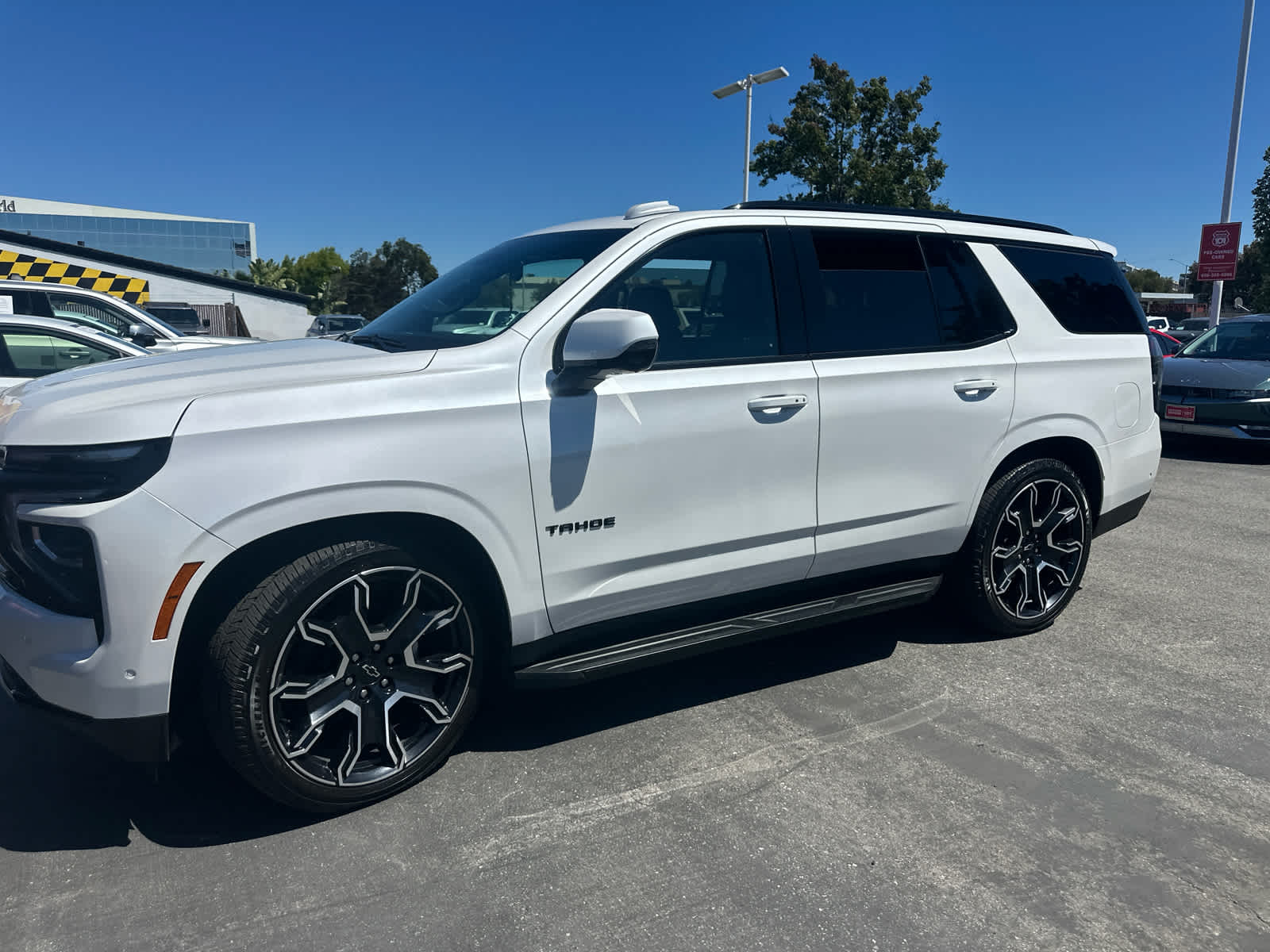 2025 Chevrolet Tahoe RST