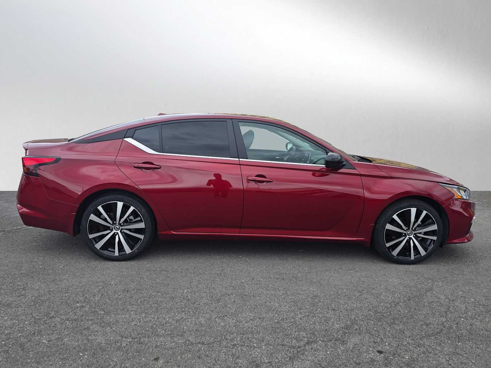 Used 2022 Nissan Altima SR with VIN 1N4BL4CV5NN396361 for sale in Redwood City, CA