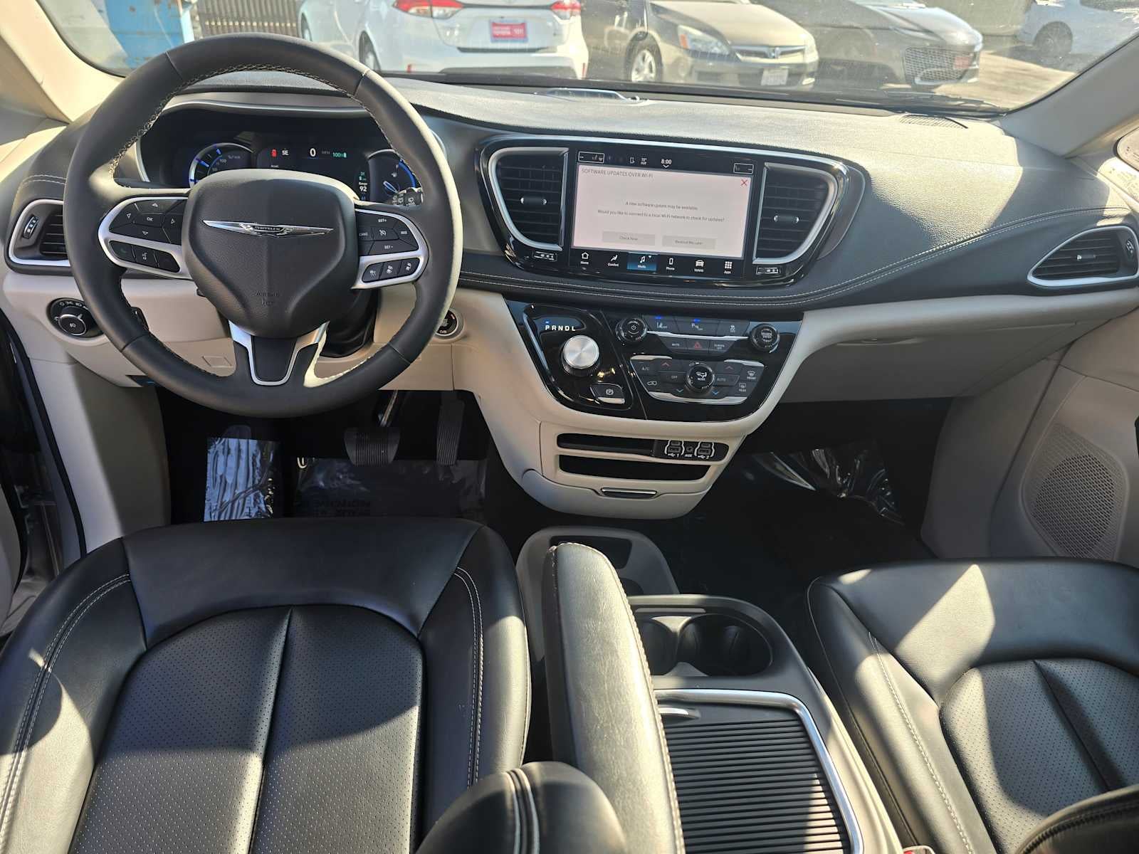 2023 Chrysler Pacifica Hybrid Touring L