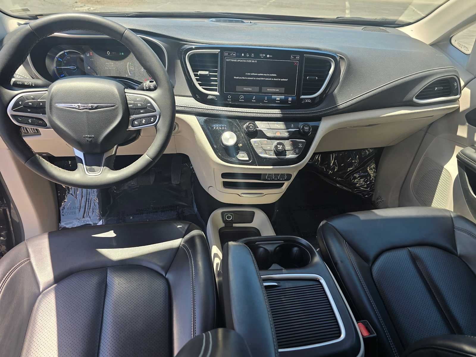 2023 Chrysler Pacifica Hybrid Touring L