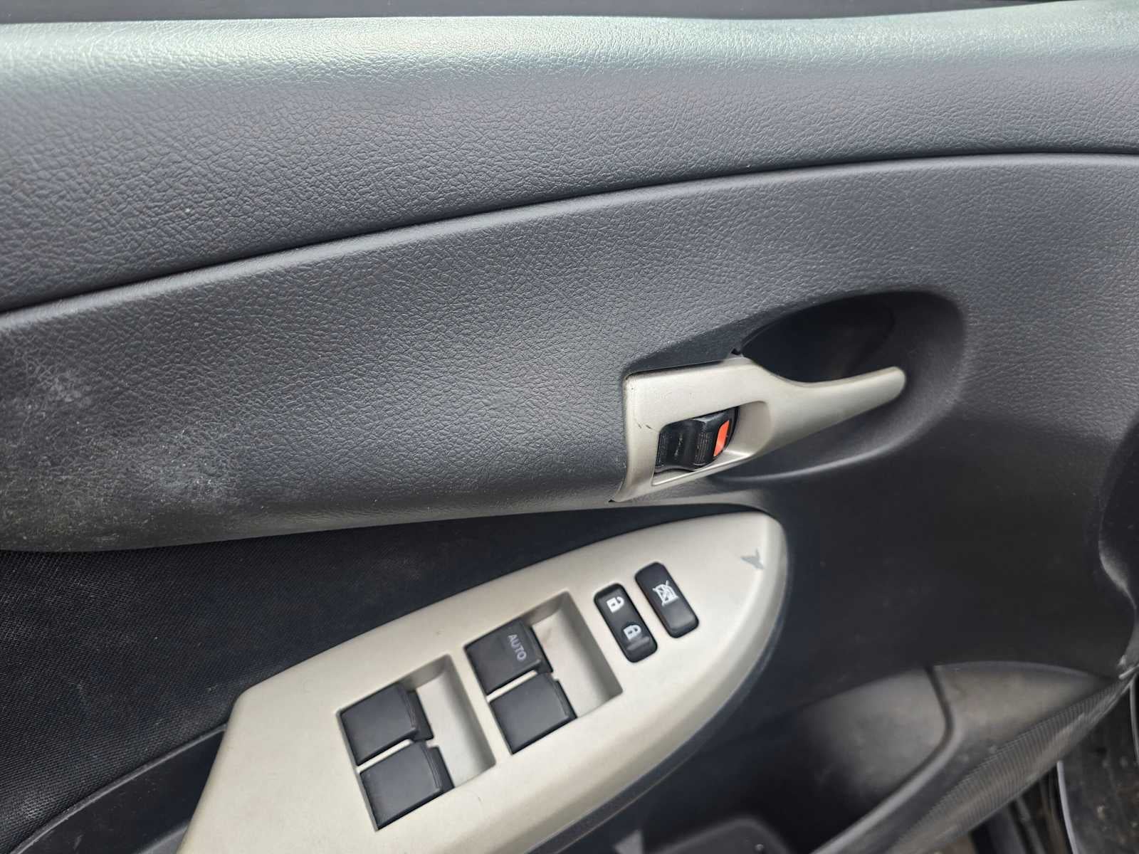 2011 Toyota Corolla S