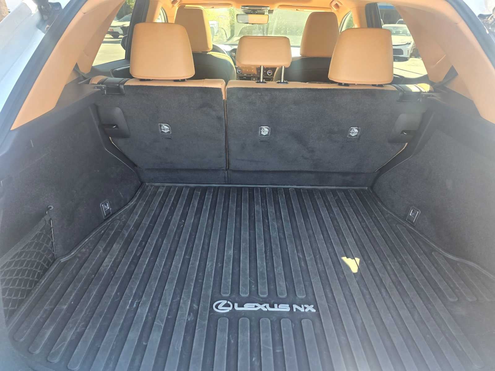 2025 Lexus NX 350h Premium