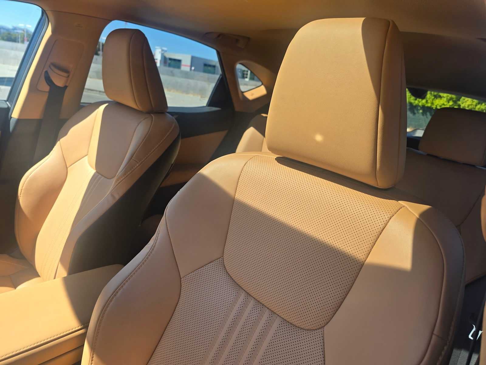 2025 Lexus NX 350h Premium
