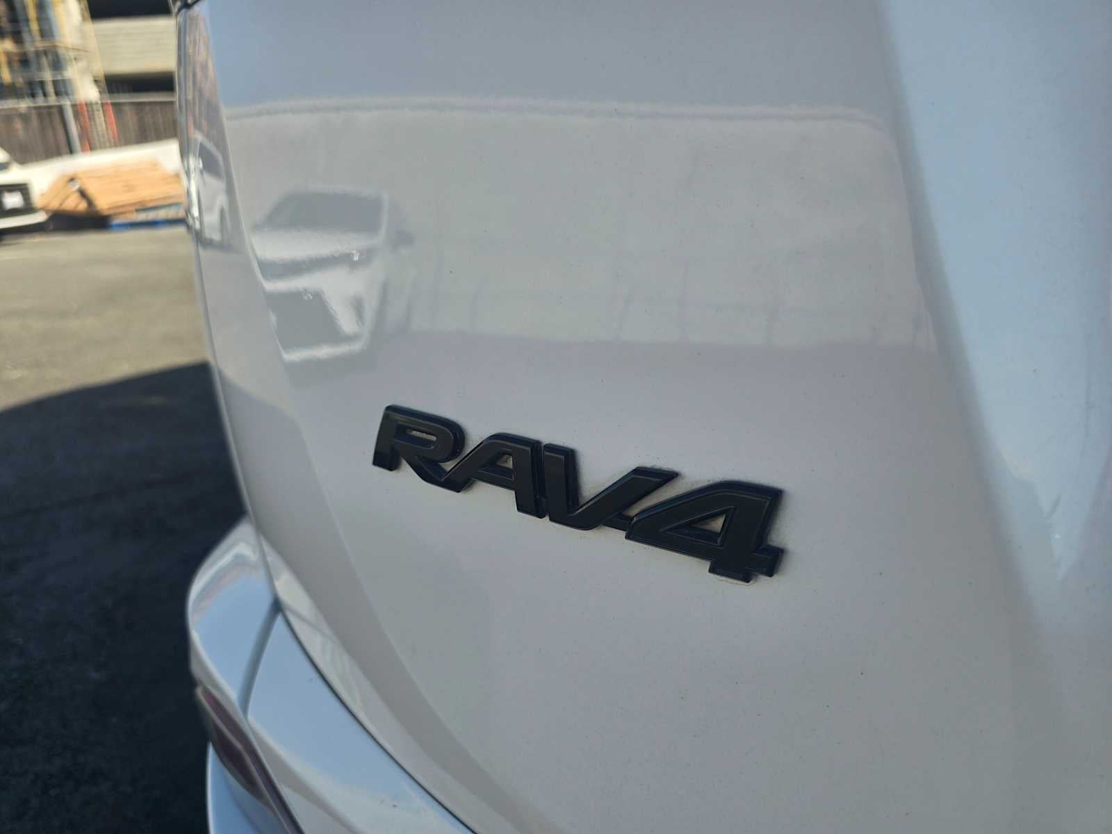 2018 Toyota RAV4 Adventure