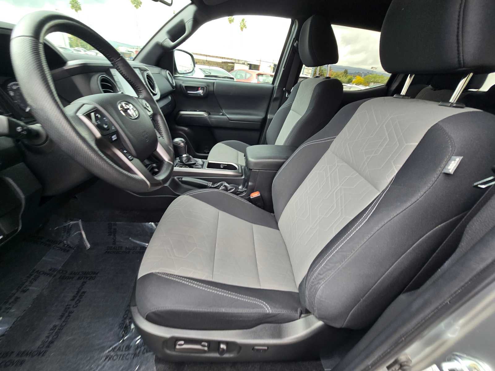 2022 Toyota Tacoma TRD Sport