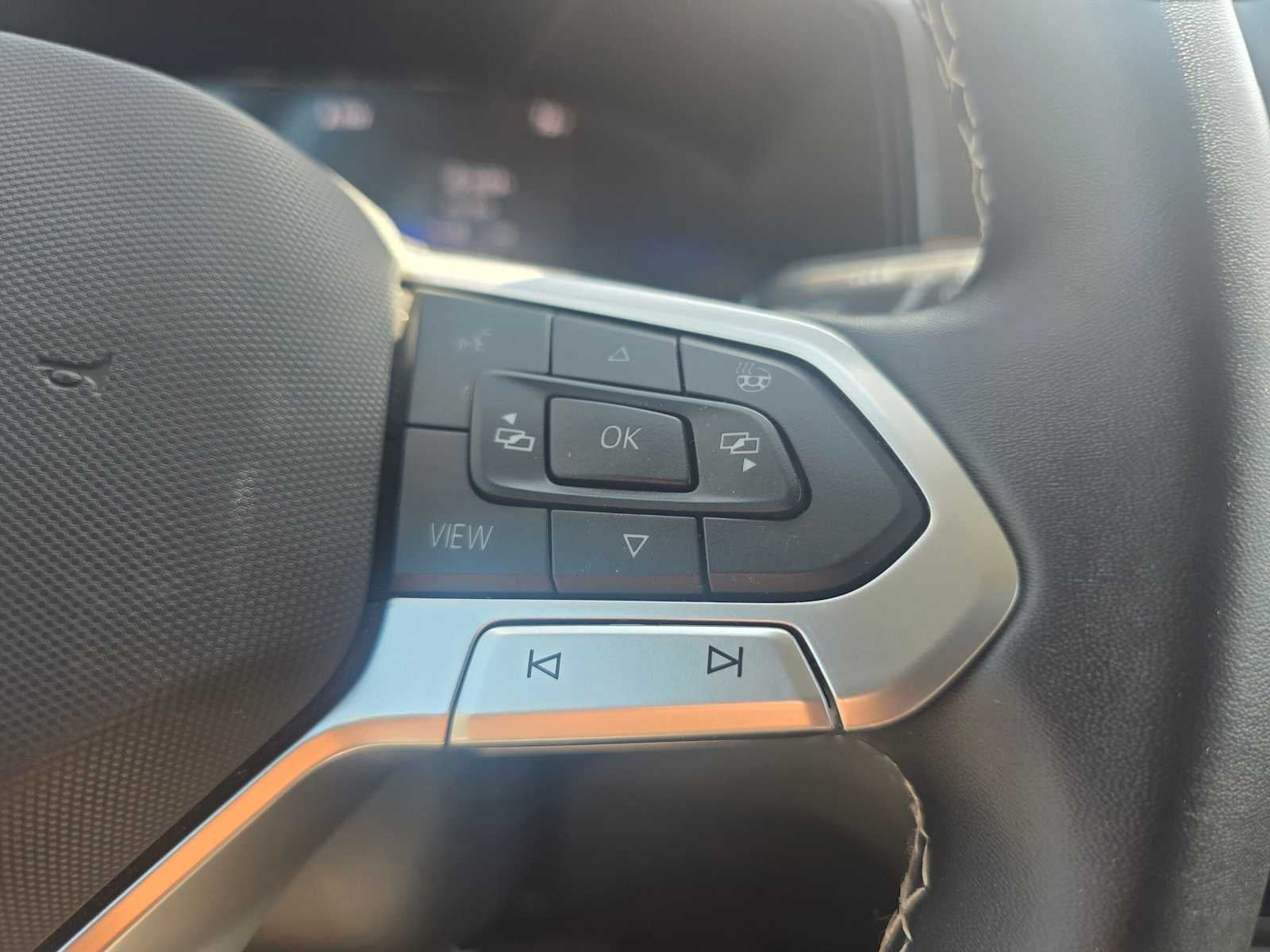 2025 Volkswagen Taos S