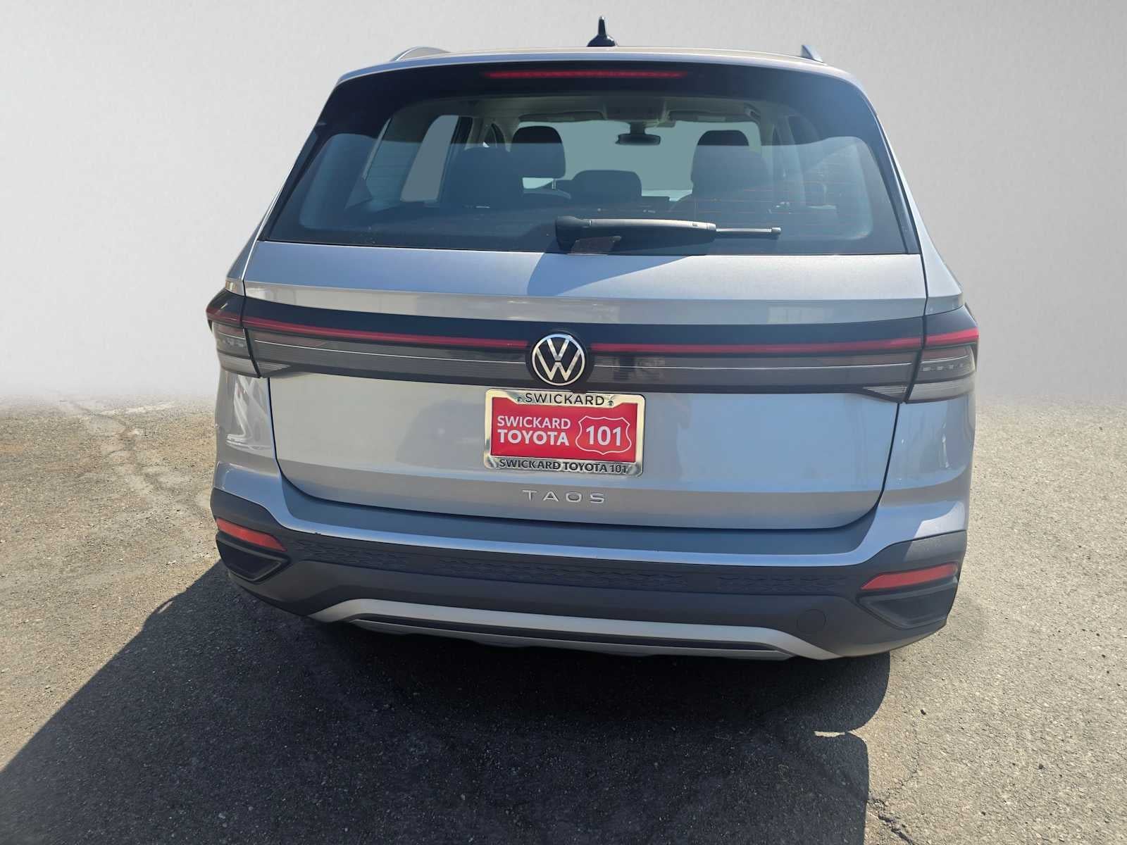 2025 Volkswagen Taos S