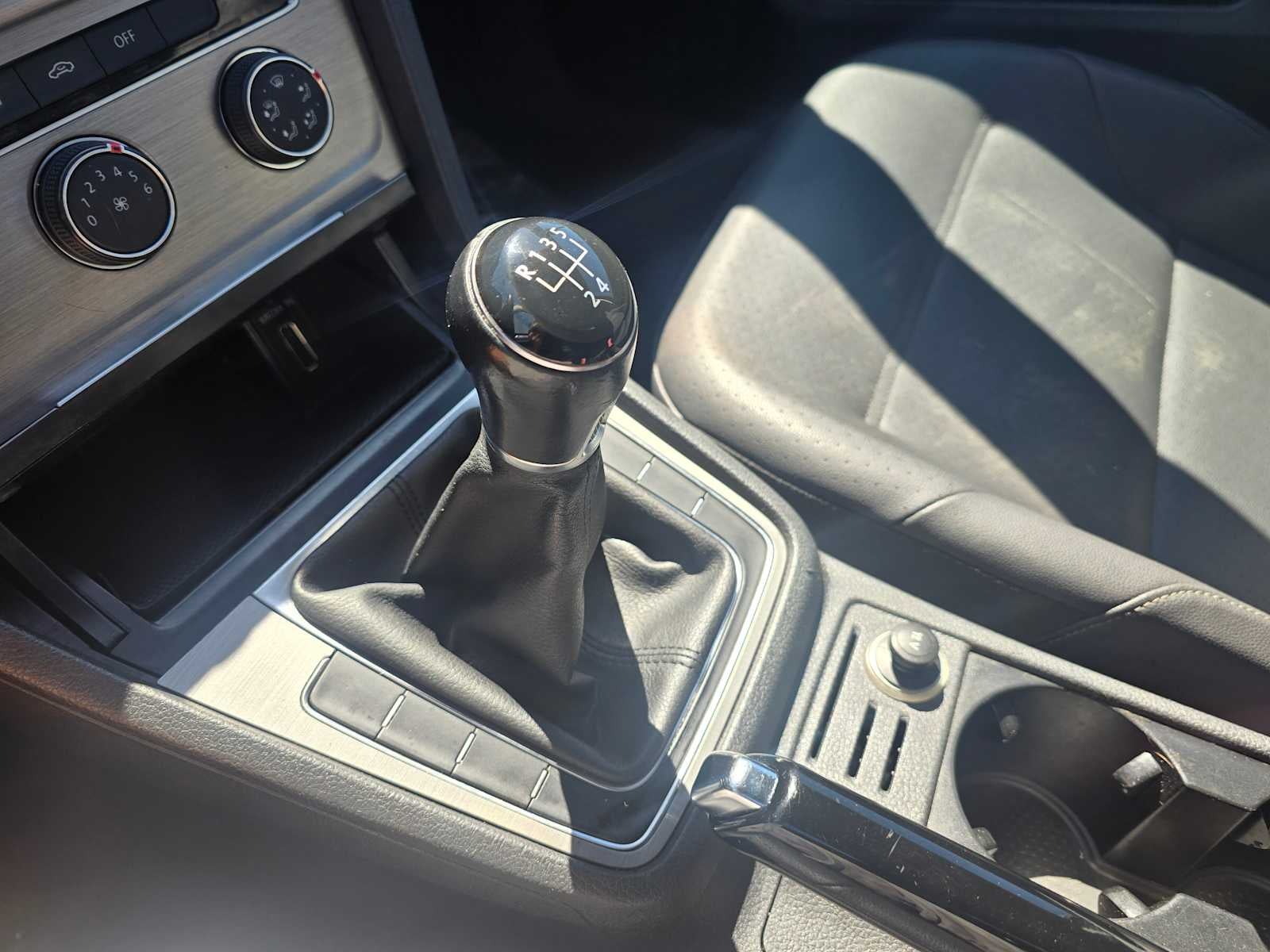 2015 Volkswagen Golf TSI S