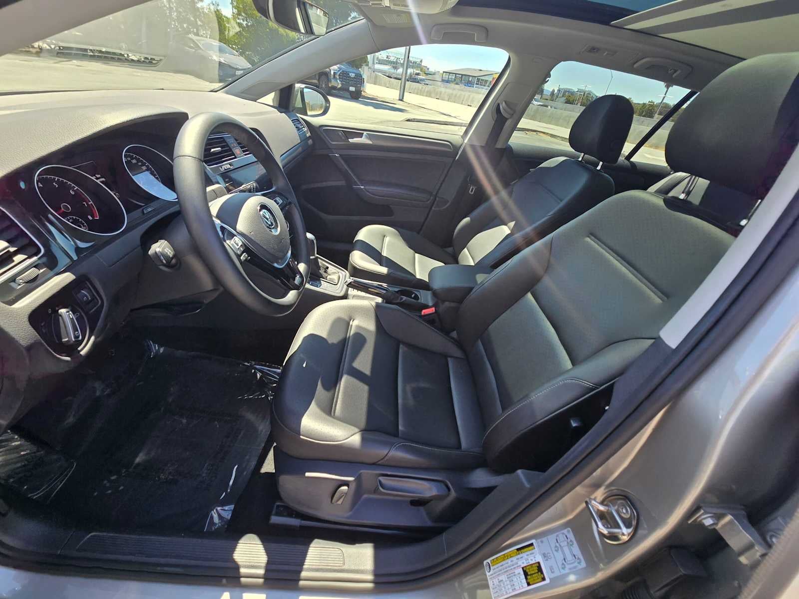 2019 Volkswagen Golf SportWagen S