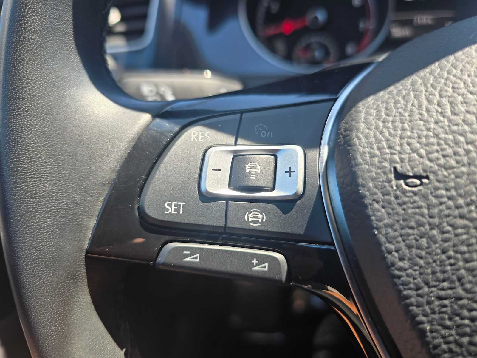 2019 Volkswagen Golf SportWagen S
