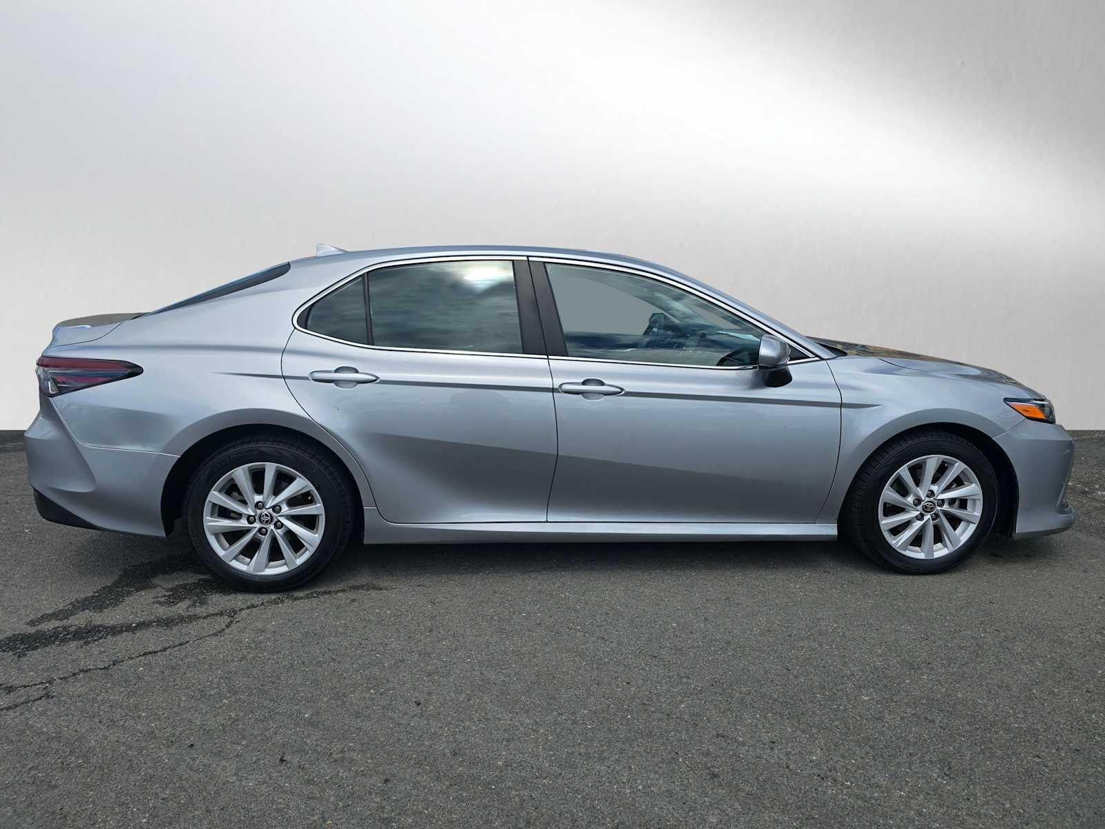 Used 2022 Toyota Camry LE with VIN 4T1C11AK6NU676187 for sale in Redwood City, CA