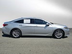 2021 Toyota Avalon Hybrid XLE