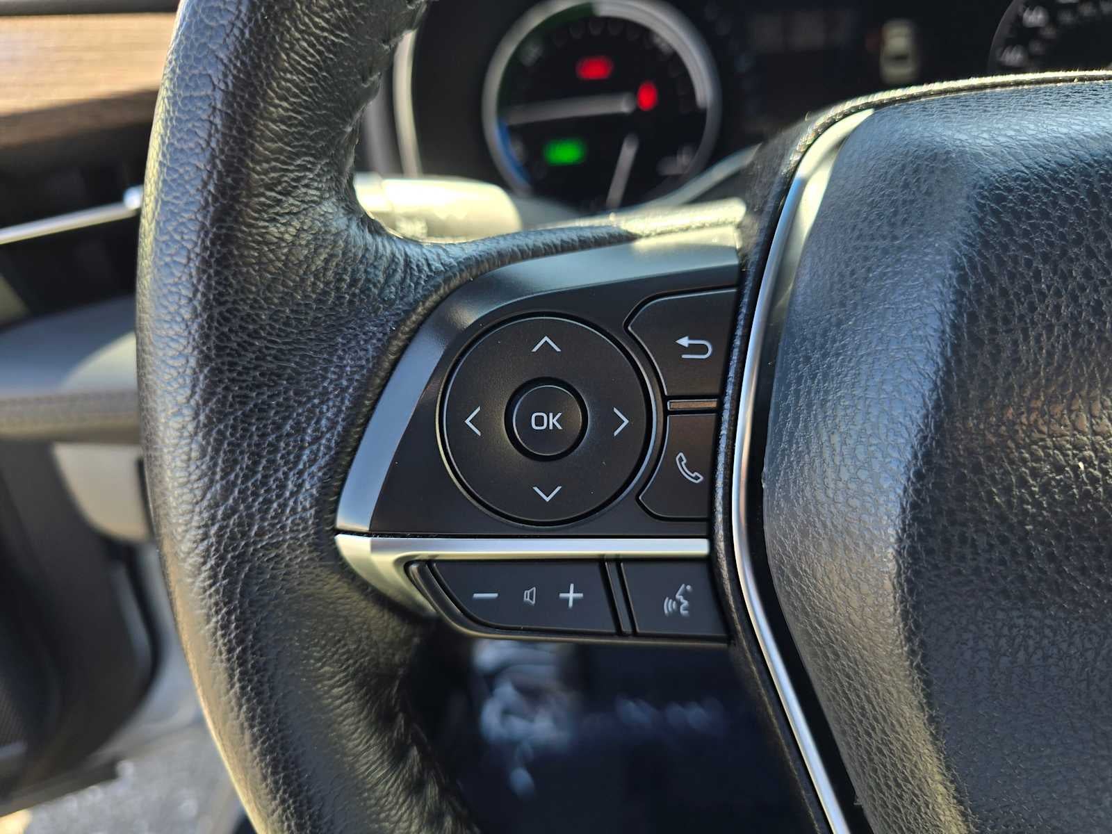 2021 Toyota Avalon Hybrid XLE