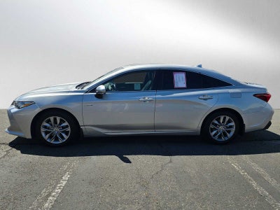 2021 Toyota Avalon Hybrid XLE