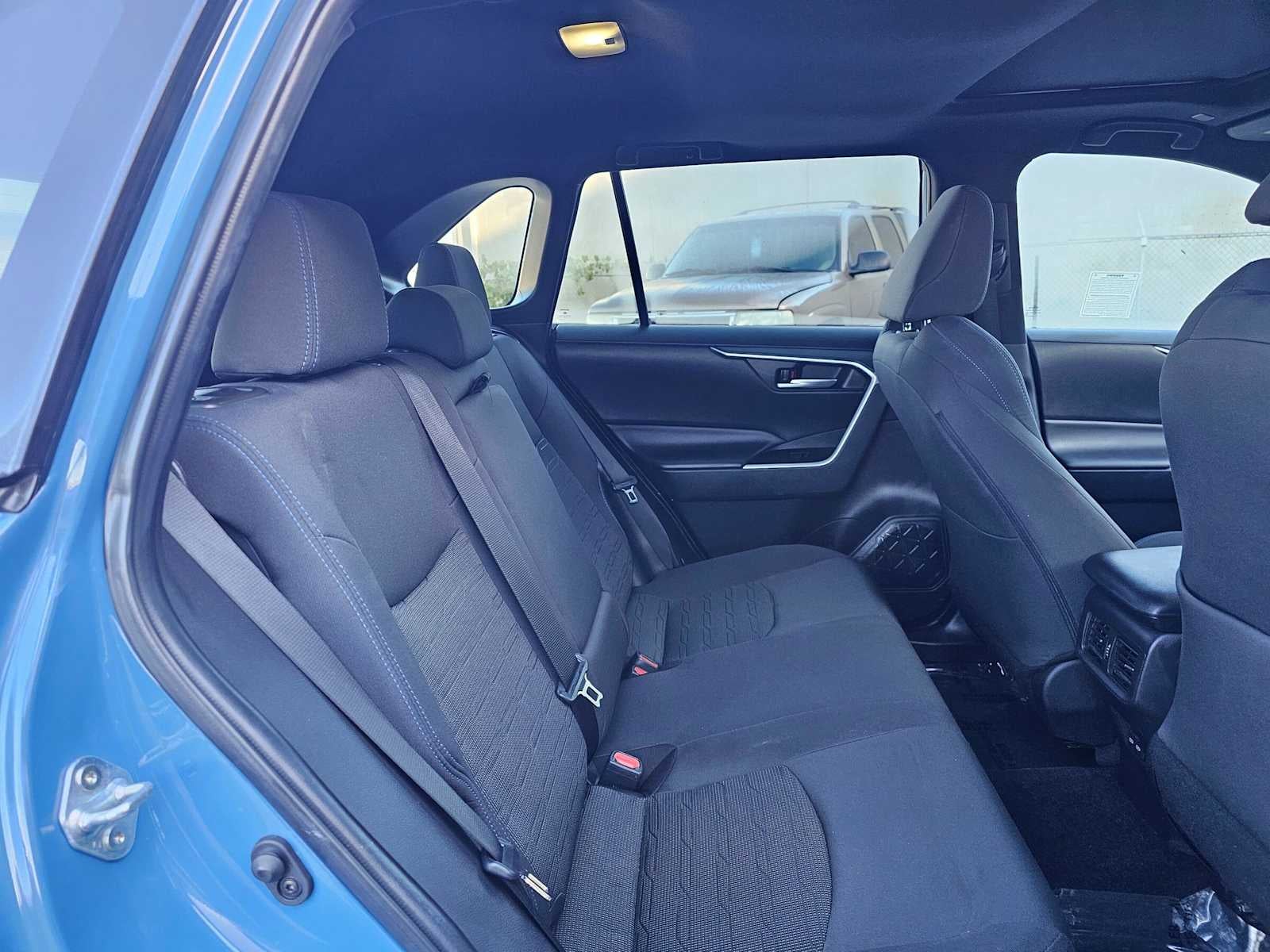 2023 Toyota RAV4 Hybrid SE