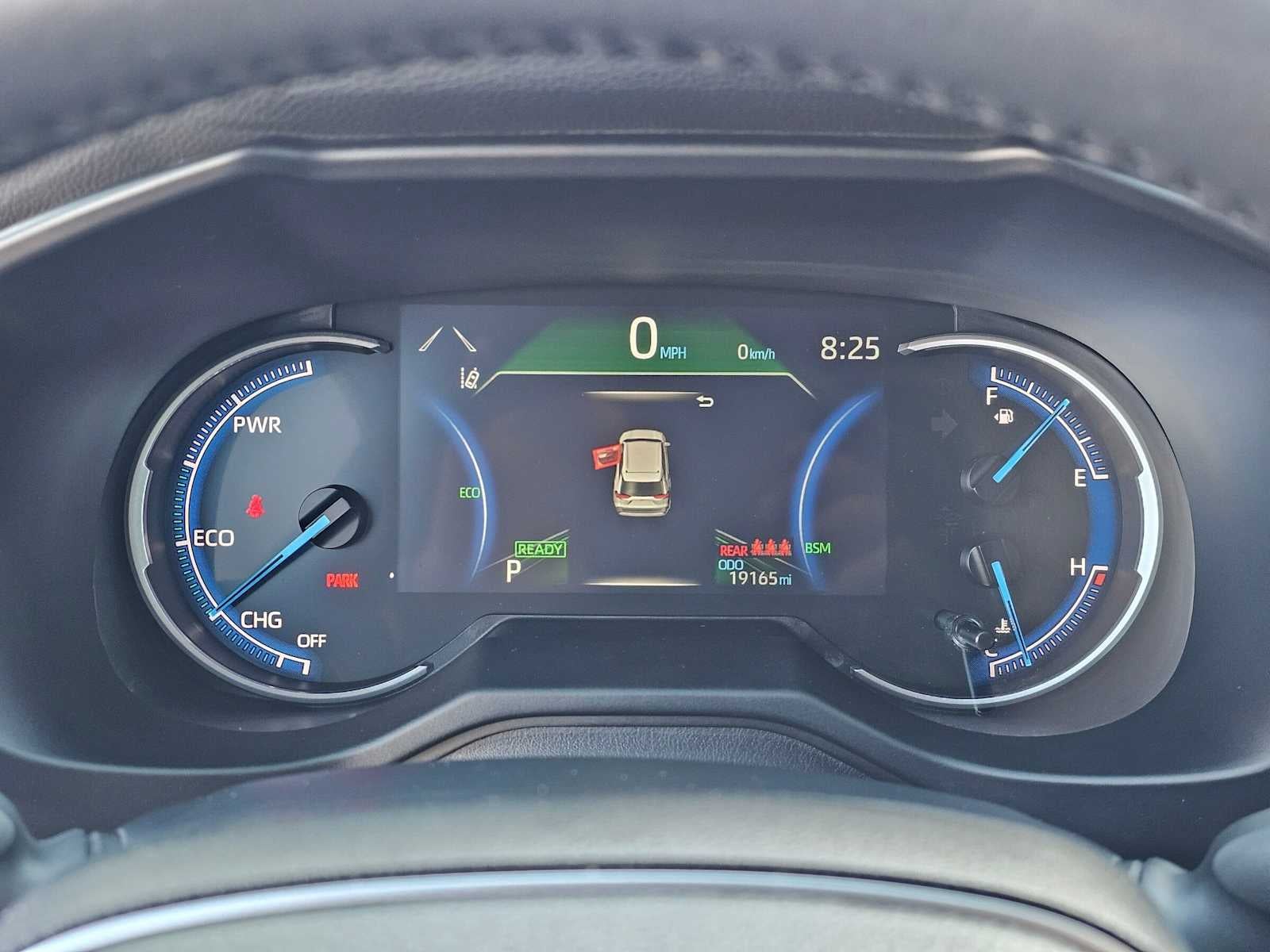 2023 Toyota RAV4 Hybrid SE