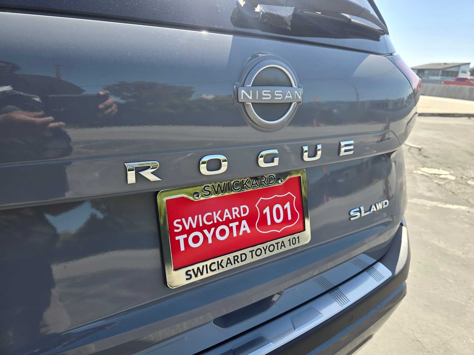 2023 Nissan Rogue SL