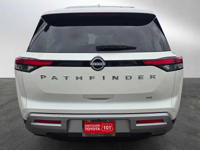 2023 Nissan Pathfinder SL