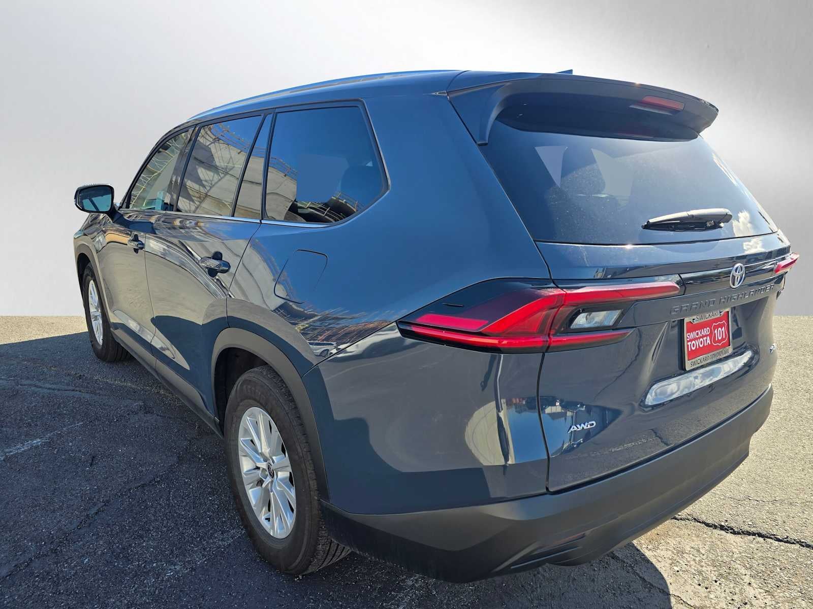 2025 Toyota Grand Highlander XLE