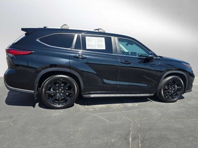 2023 Toyota Highlander Hybrid Bronze Edition