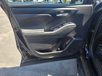 2023 Toyota Highlander Hybrid Bronze Edition