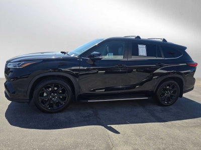 2023 Toyota Highlander Hybrid Bronze Edition