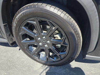 2023 Toyota Highlander Hybrid Bronze Edition