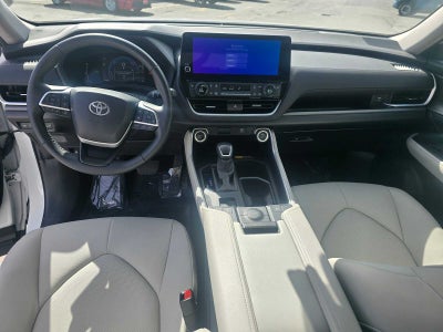 2024 Toyota Grand Highlander Hybrid XLE