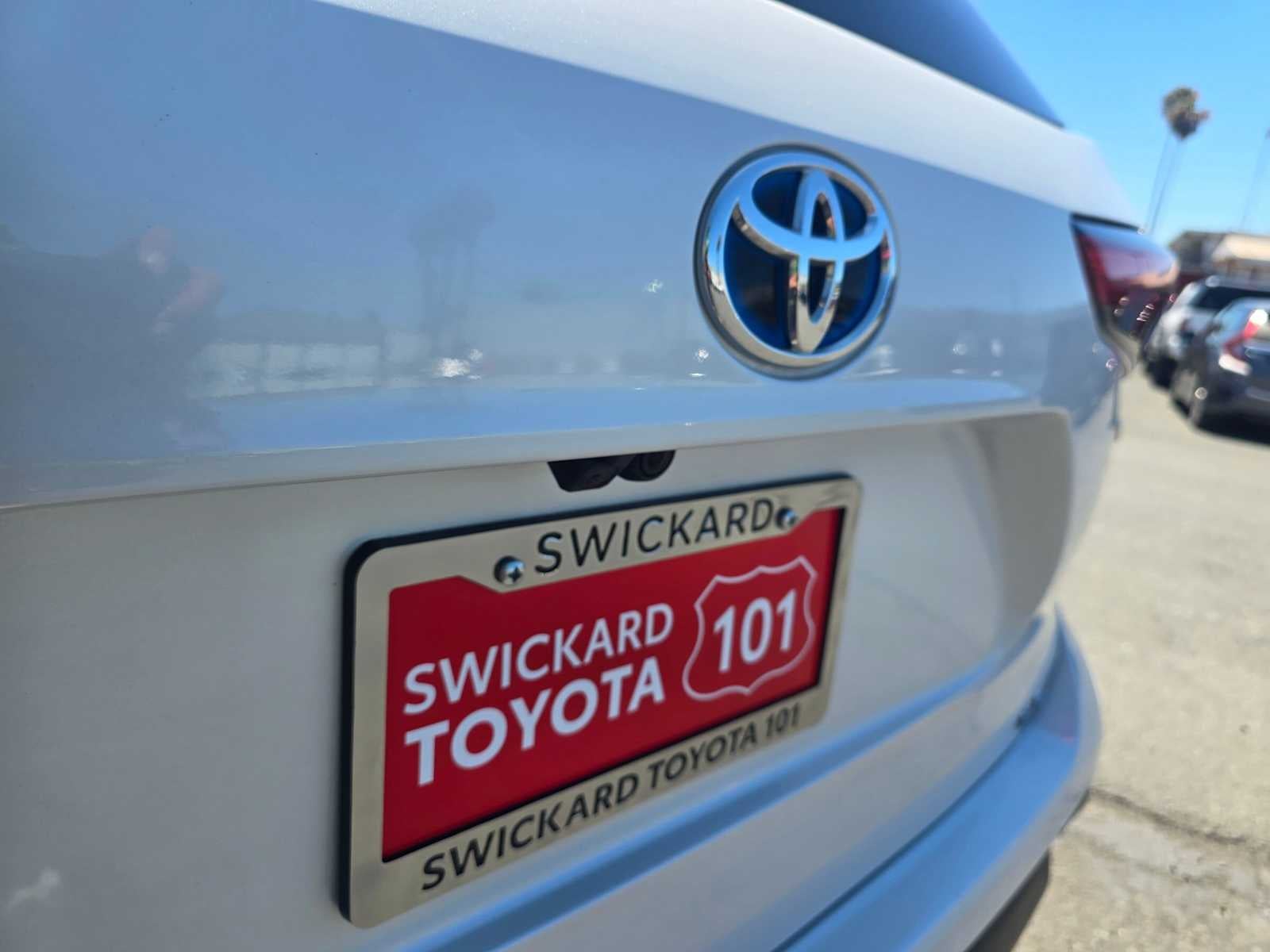 2023 Toyota Highlander Hybrid Bronze Edition