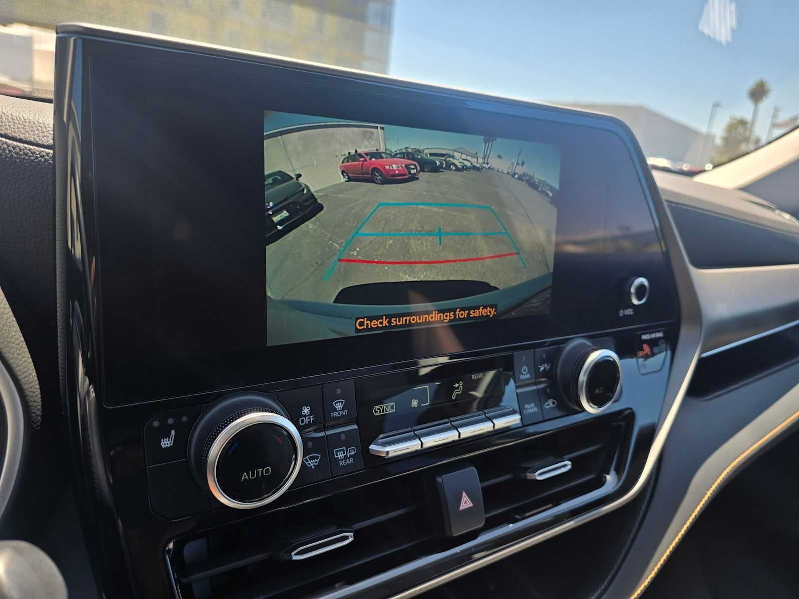 2023 Toyota Highlander Hybrid Bronze Edition