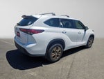 2023 Toyota Highlander Hybrid Bronze Edition