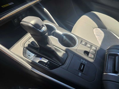 2023 Toyota Highlander Hybrid Bronze Edition