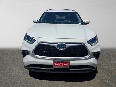 2023 Toyota Highlander Hybrid Bronze Edition