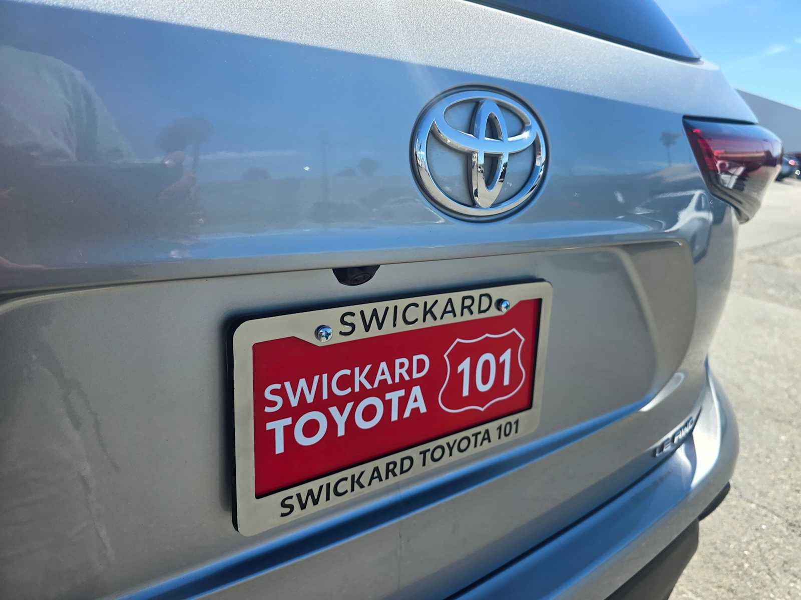 2022 Toyota Highlander LE