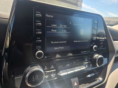 2022 Toyota Highlander LE