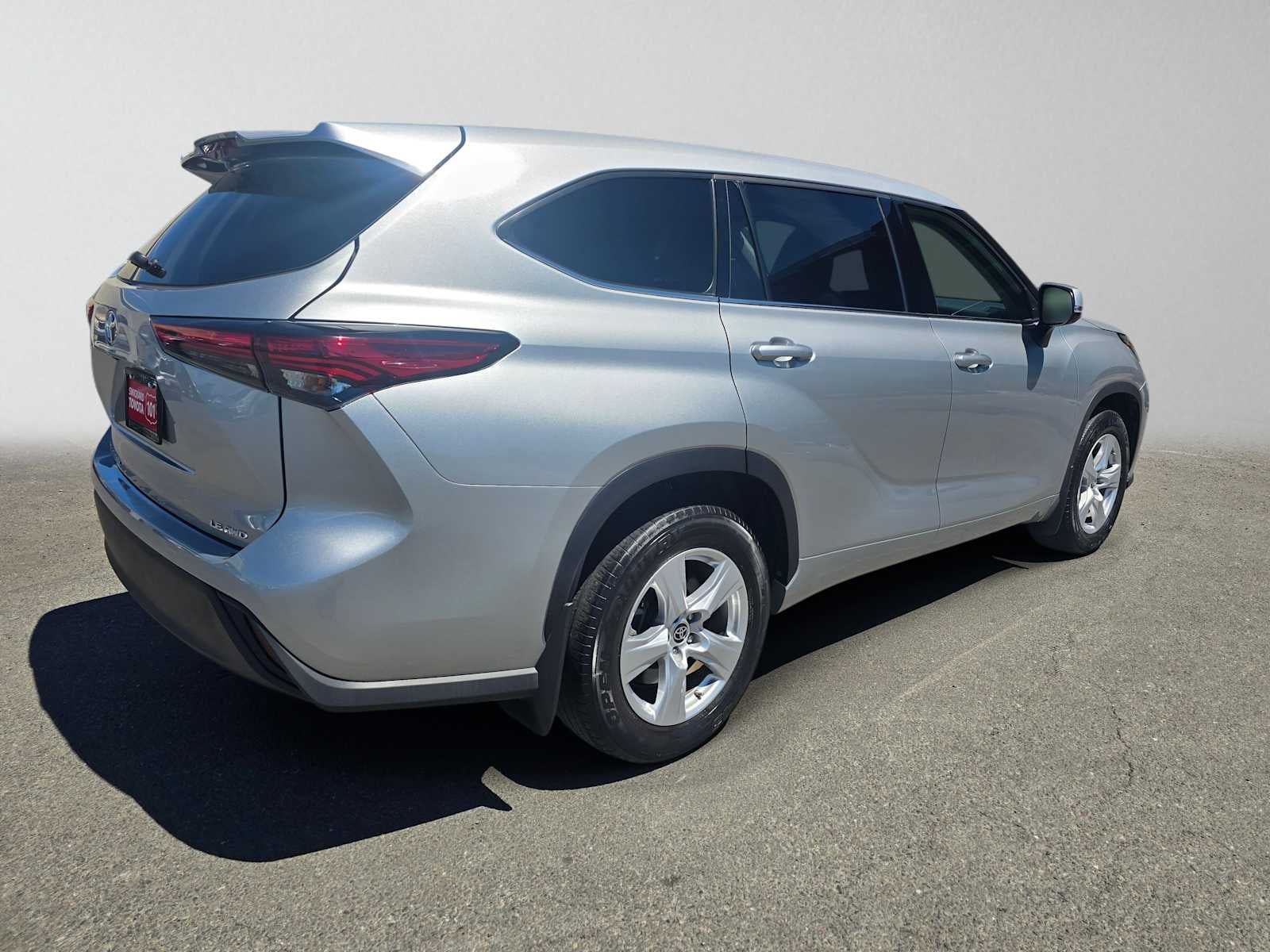 2022 Toyota Highlander LE