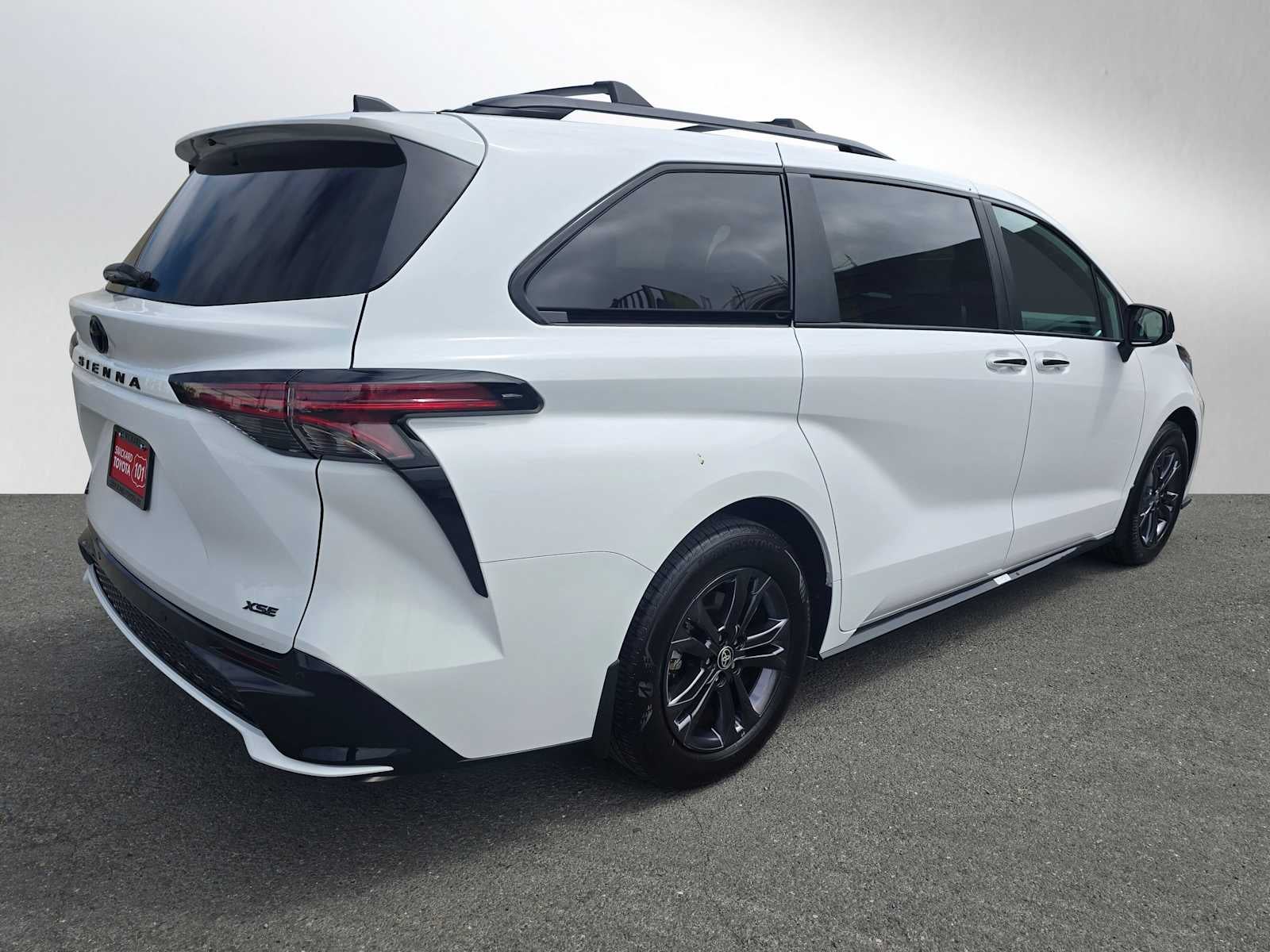 2025 Toyota Sienna XSE