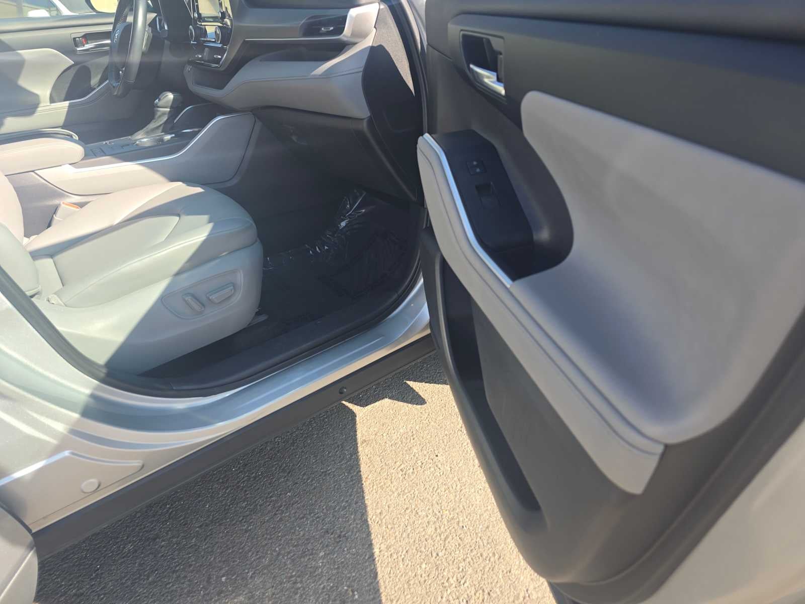 2020 Toyota Highlander Hybrid XLE