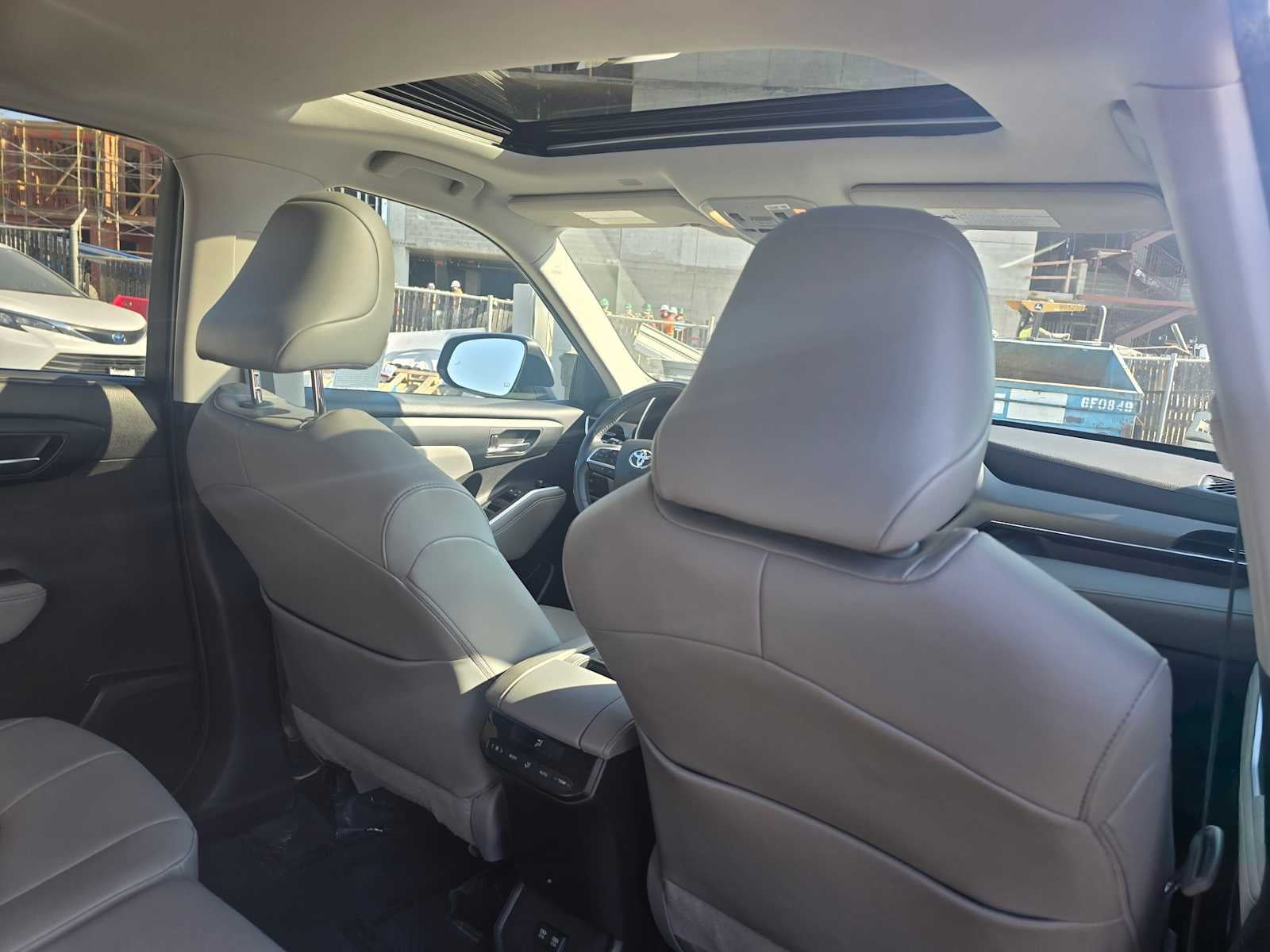 2020 Toyota Highlander Hybrid XLE