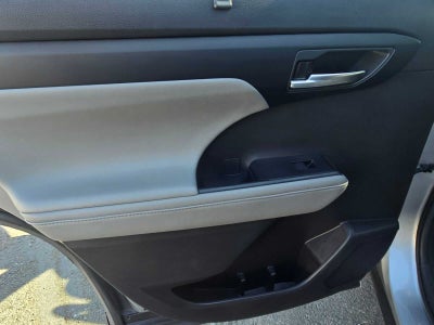 2020 Toyota Highlander Hybrid XLE