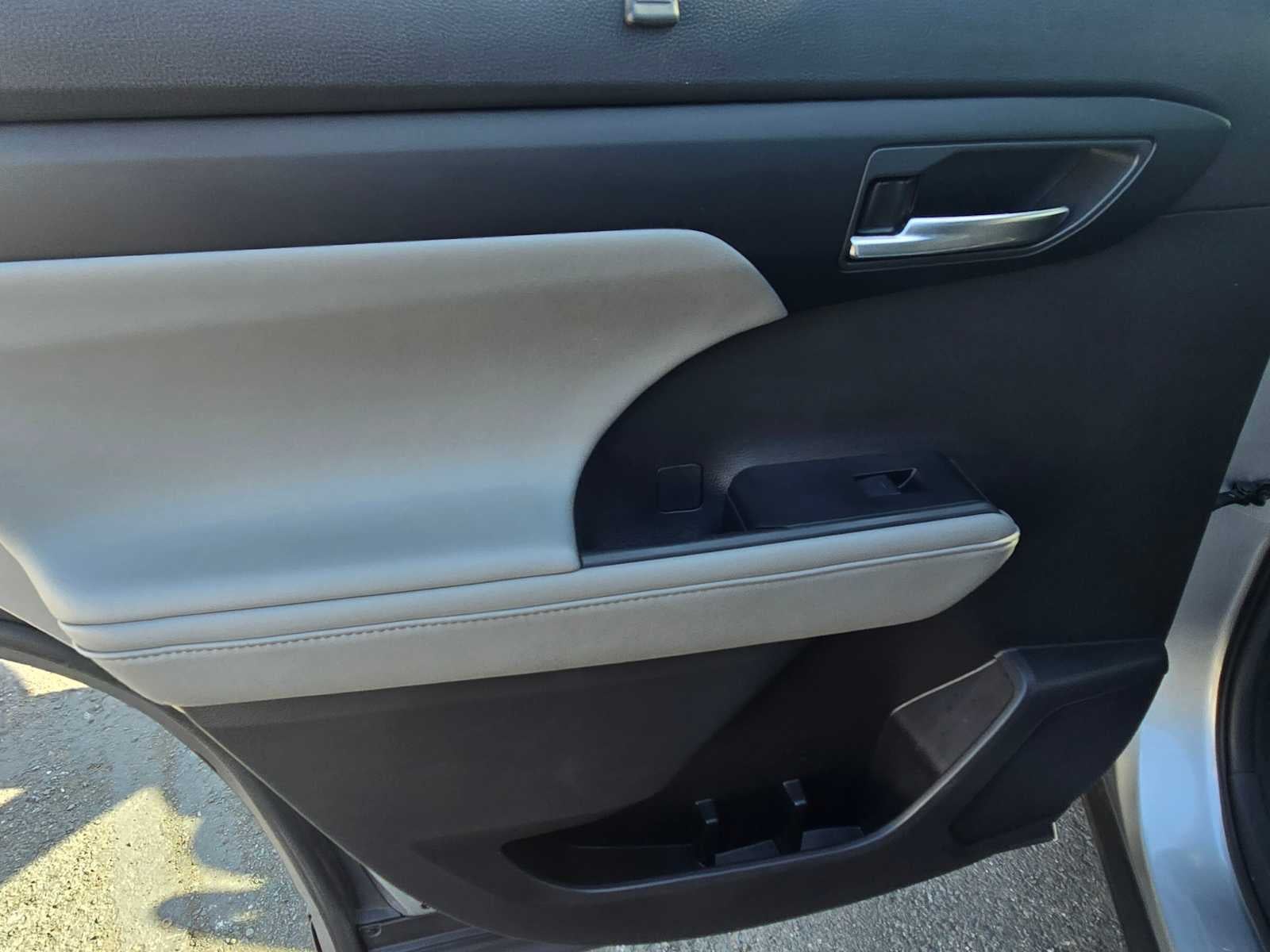 2020 Toyota Highlander Hybrid XLE