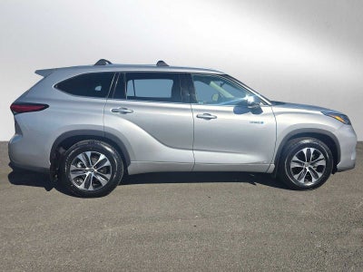 2020 Toyota Highlander Hybrid XLE