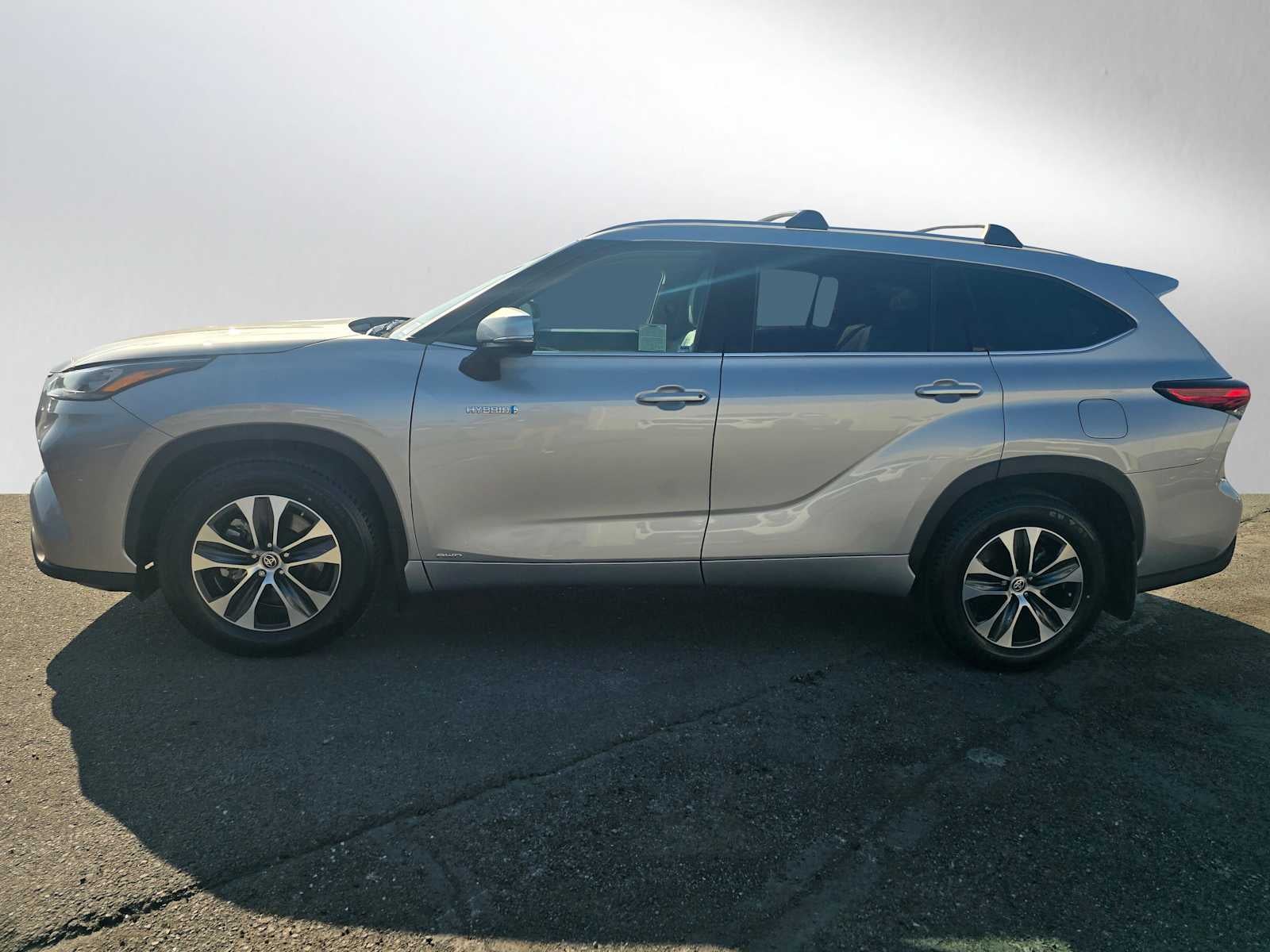 2020 Toyota Highlander Hybrid XLE