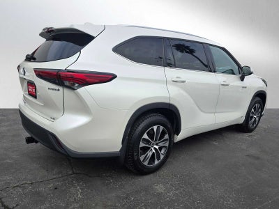2021 Toyota Highlander Hybrid XLE