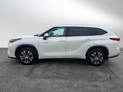 2021 Toyota Highlander Hybrid XLE